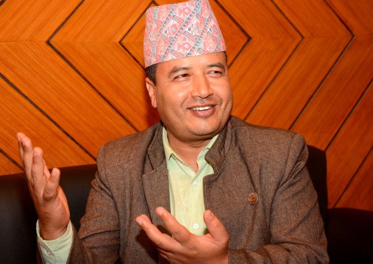 ओलीको समृद्ध नेपाल सुखी नेपालीको अभियानलाई सफल बनाउन महेश बस्नेतको जोड