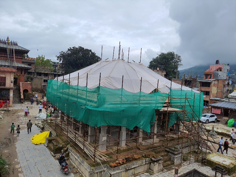 पुनःनिर्माणले गति लिँदै रातो मच्छिन्द्रनाथ मन्दिर